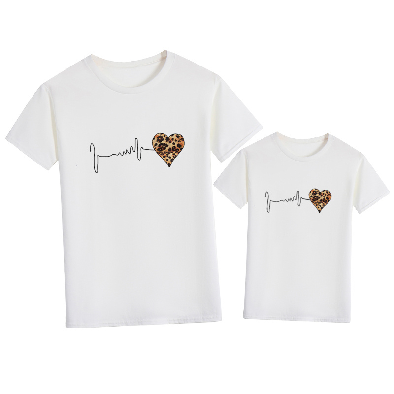 Camiseta familiar con corazón  - Plant Parent T Shirt reseña y precio